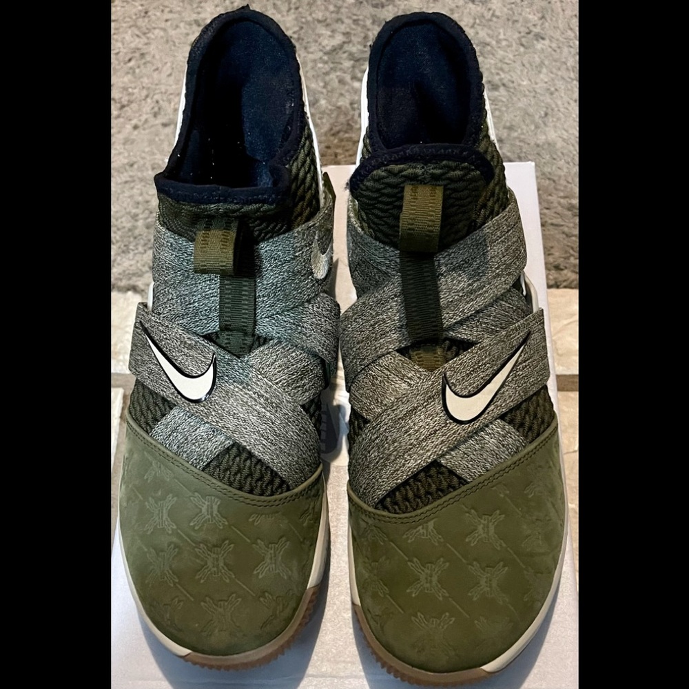 Nike Lebron Soldier 12 “Land & Sea.” Men’s 8. VNDS